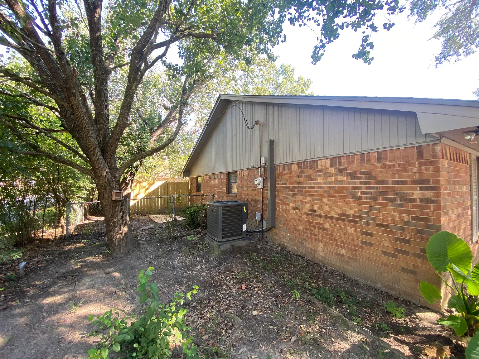 3 bed, 1200 sqft, $1,750 — Photo 4