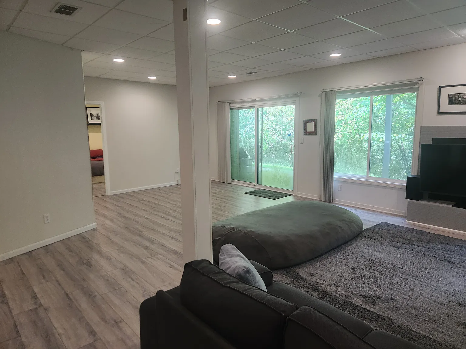 1 bed, 2860 sqft, $1,800 — Photo 2