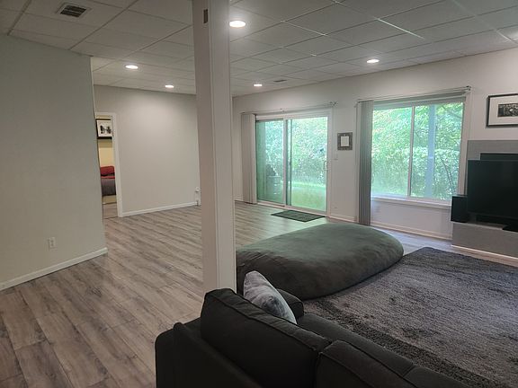 2nd image of 6858 Brockhurst Blvd