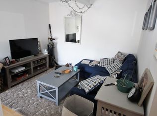 5226 Ridge Ave APT 3R, Philadelphia, PA 19128