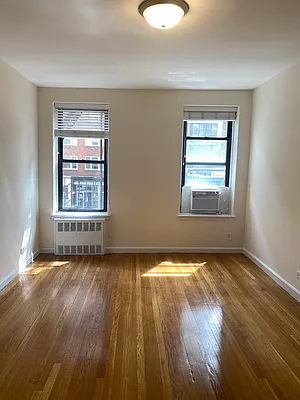 Rented by RV Realty | media 8