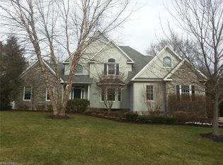 4319 Cobblestone Dr, Akron, OH 44321