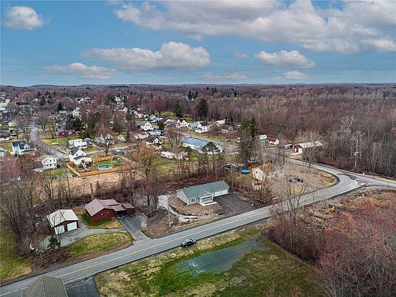 3rd image of 4034 Rasmussen St