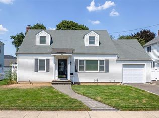2357 Webster St, Bellmore, NY 11710
