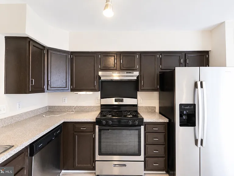 638 Villager Cir — Photo 9