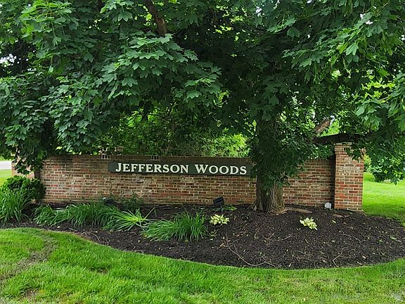 3rd image of 7765 Jefferson Dr NW