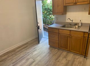 913 7th Ave #A, Crockett, CA 94525