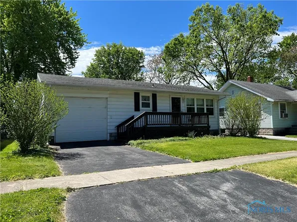 621 Frazer St, Findlay, OH 45840