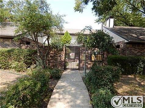 1st image of 5619 Live Oak St APT 103