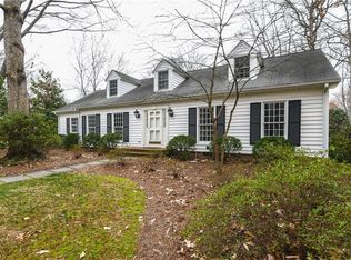 3101 Round Hill Rd, Greensboro, NC 27408