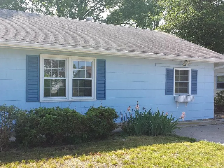 205 Fernwood Ln — Photo 1