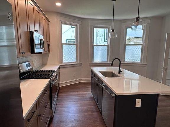 4th image of 307 Dundee Ave