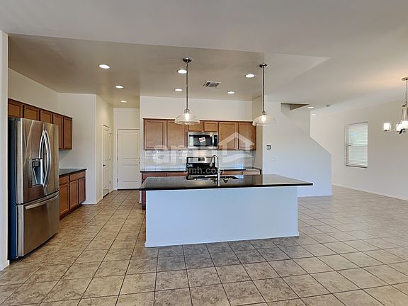 3rd image of 683 N Nestled Hummingbird Ln