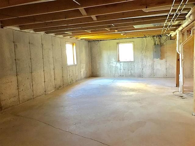 2nd image of 3027 Merseyshire Ln