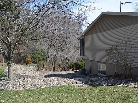 4th image of 1022 Maywood Dr