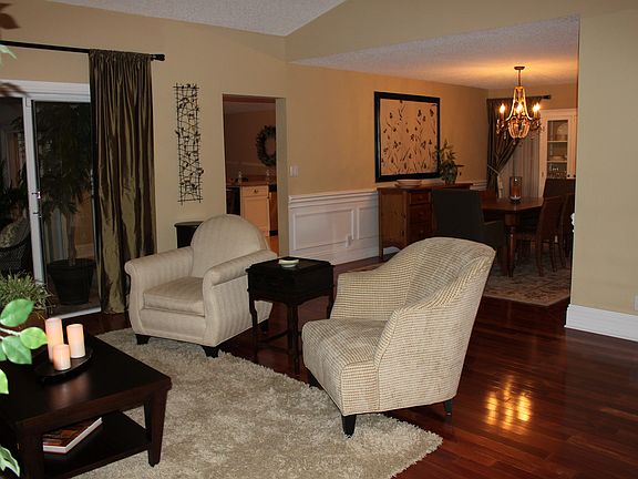 2nd image of 1850 Lakeshore Dr