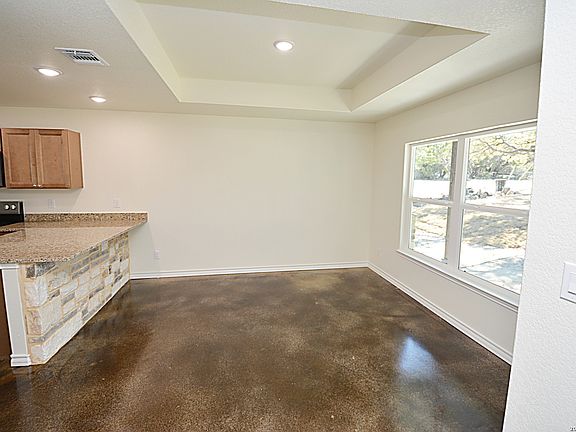 4th image of 3015 Western Skies