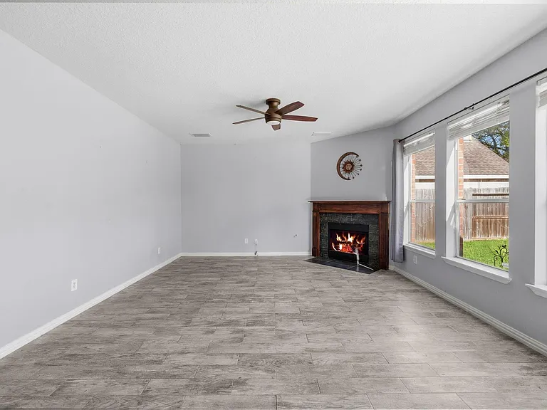 5615 Brigstone Park Dr — Photo 15