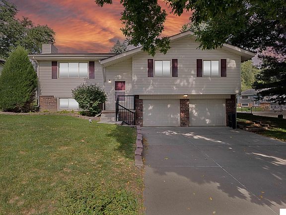 2nd image of 8718 Honey Locust Dr