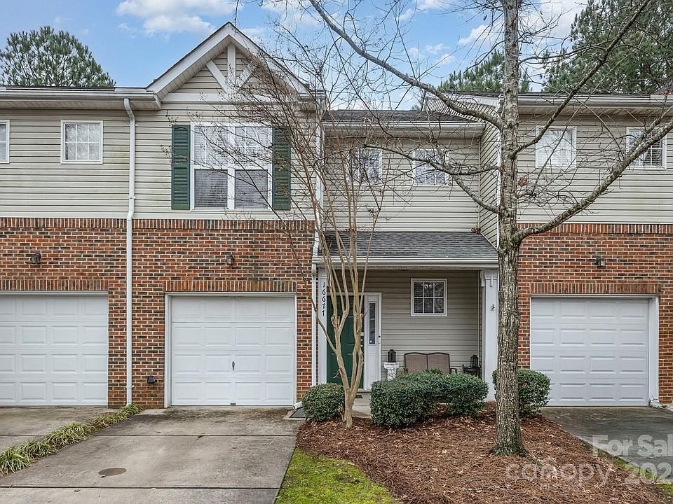 1st image of 16677 Commons Creek Dr