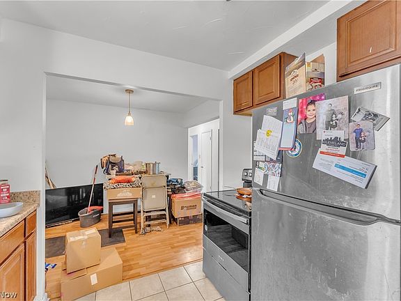 5th image of 30015 Warren Rd