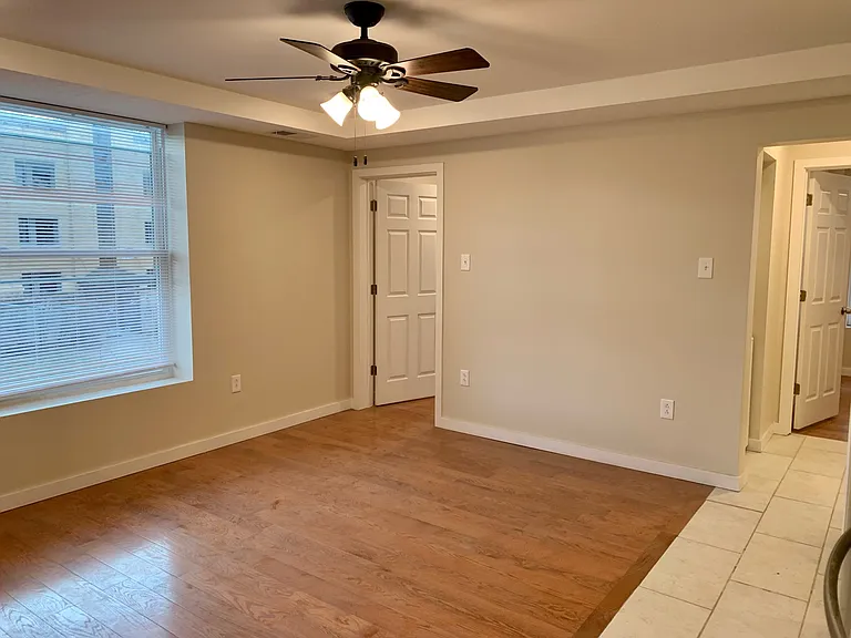 5925 Walnut St #2A — Photo 9