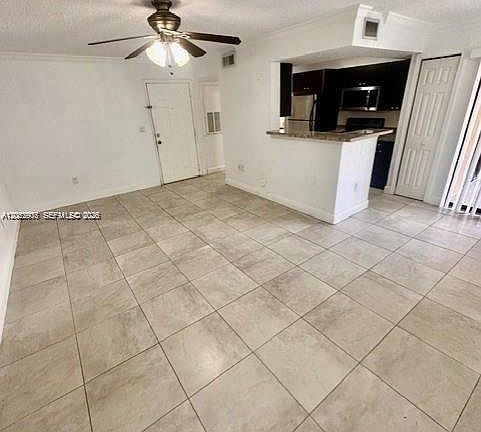 4th image of 10670 SW 156th Pl #103