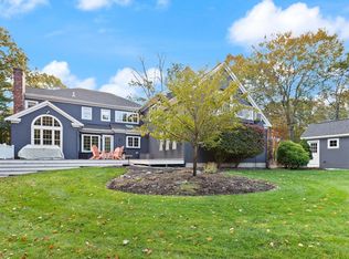 22 Flyaway Pond Dr, Easton, MA 02356