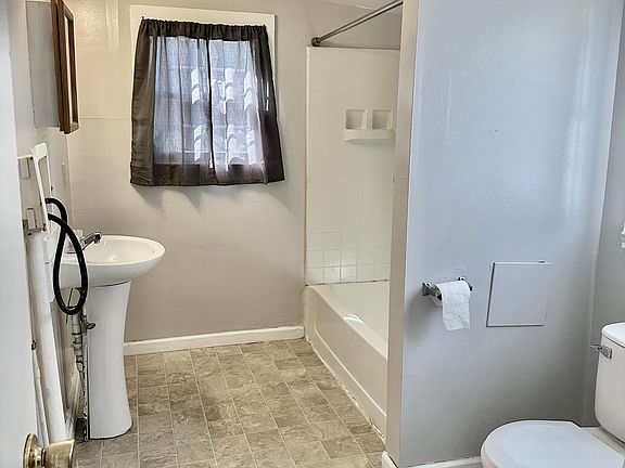 5th image of 1220 S A St #1