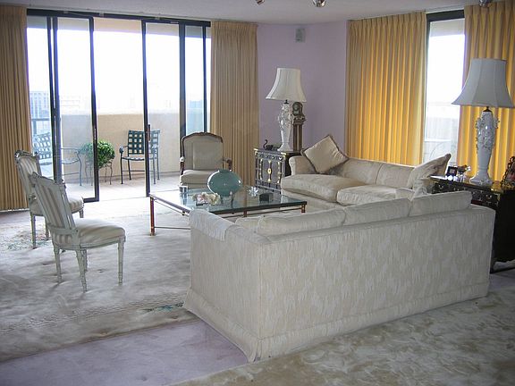 Gracious Living Room