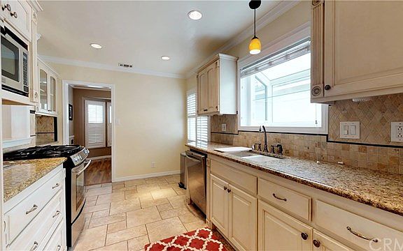 2nd image of 3656 Palo Verde Ave