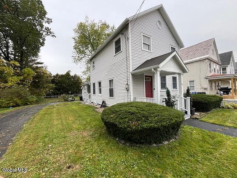 3rd image of 111 Glen Avenue