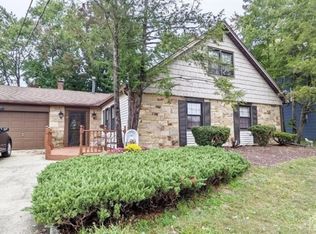 23 10th Ave, Monroe Township, NJ 08831