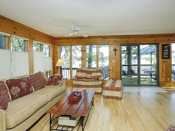 11946 lakeway dr-106