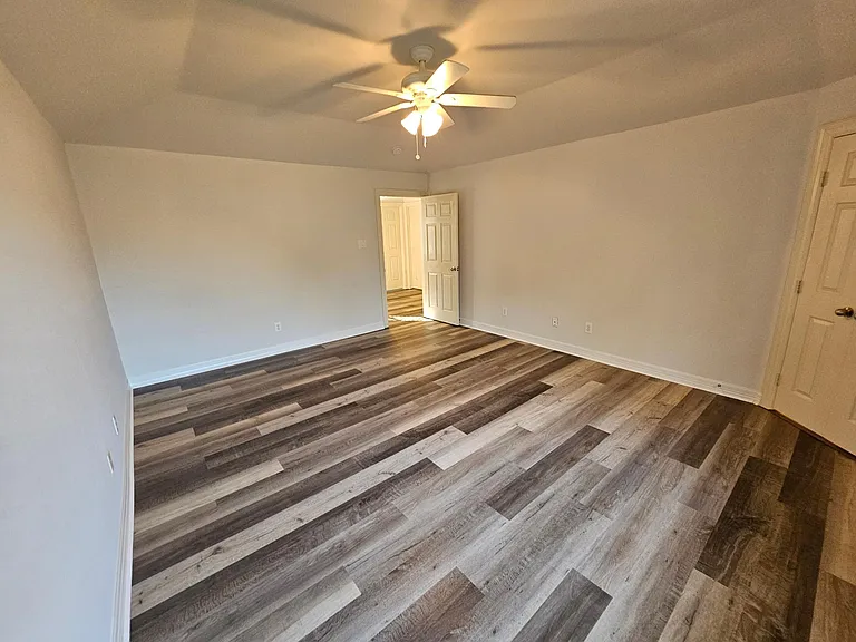 547 Birdsong Dr — Photo 22