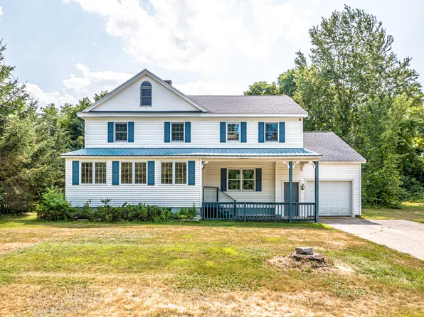 13 Stuart Street, Fryeburg, ME 04037