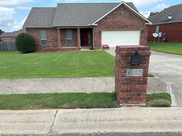 6012 Base Meadows Dr — Photo 1