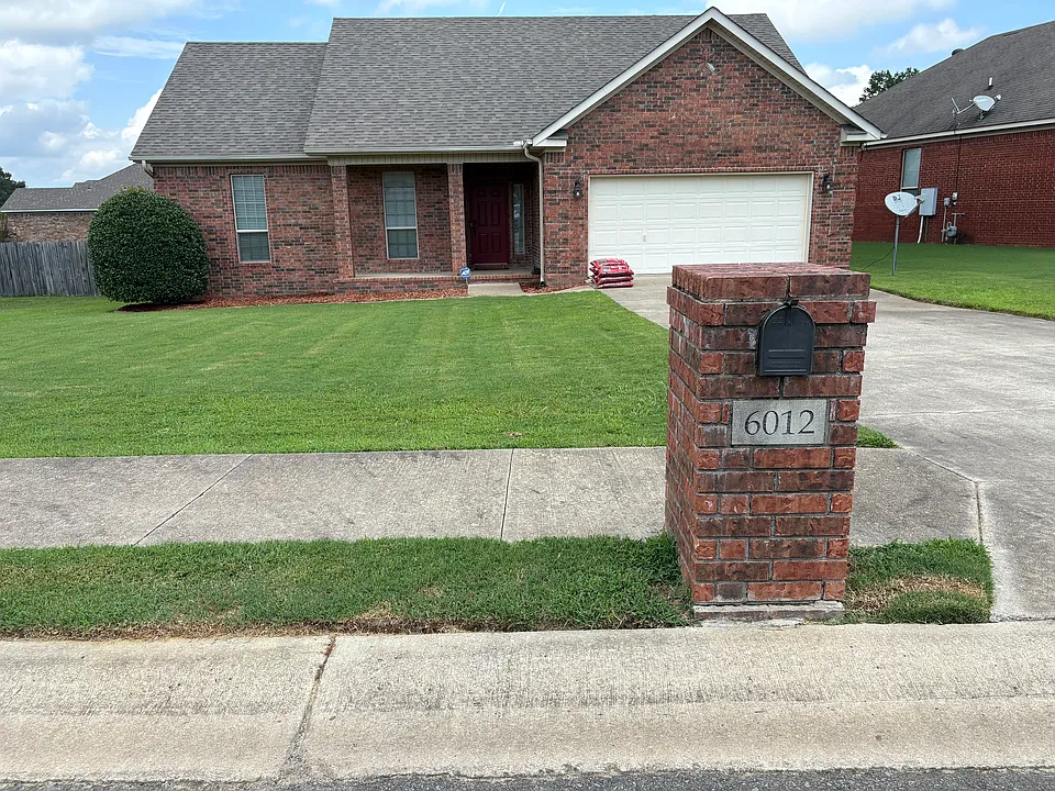 6012 Base Meadows Dr