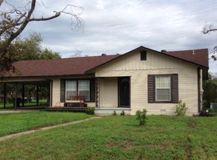 1218 N High St, Uvalde, TX 78801