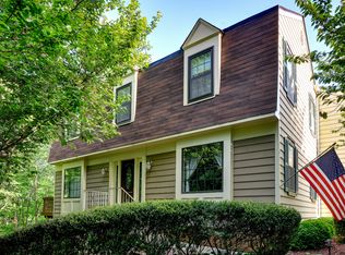 7612 Southern Oak Dr, Springfield, VA 22153