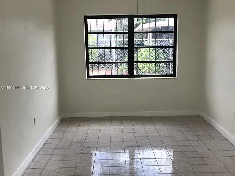 2362 NW 34th St #2 — Photo 4