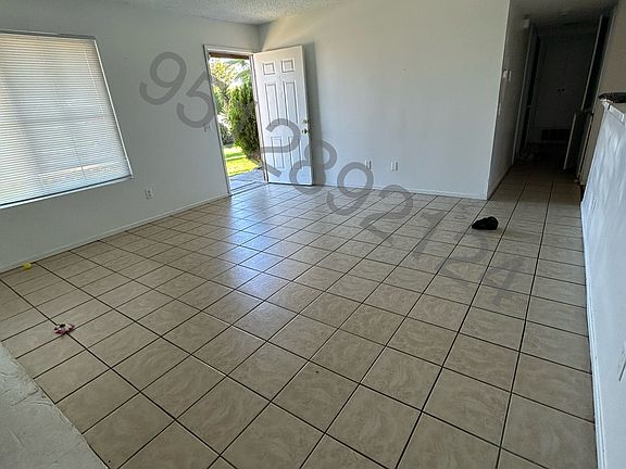 3rd image of 13791 Boeing St