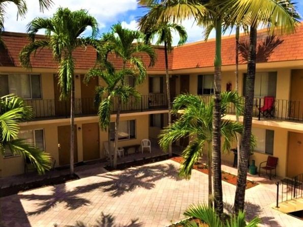 515 S Sequoia Dr APT 211