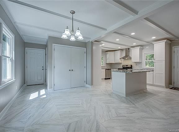 2nd image of 819 Imperial Dr
