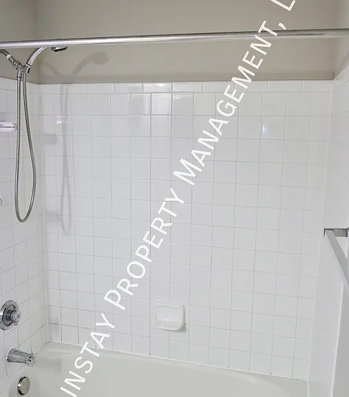 930 Wayne Ave #802 — Photo 13