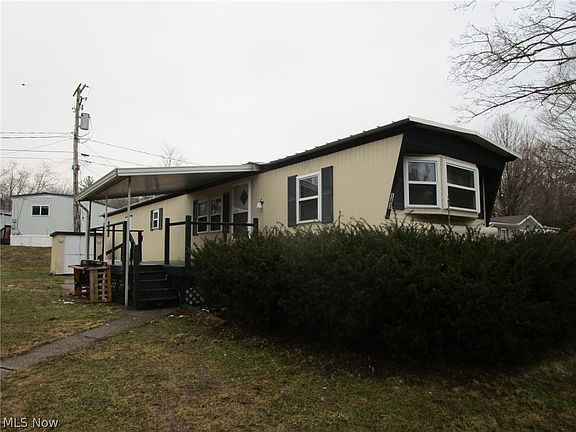 3rd image of 183-1626 E 51st St