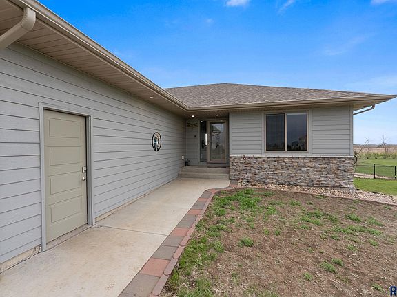 3rd image of 26164 Reed Ct