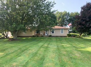 4960 Thomas Rd, Atwater, OH 44201