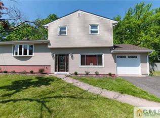 289 Wood Ave, Edison, NJ