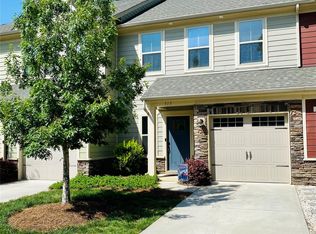 515 Park Meadows Dr, Matthews, NC 28104